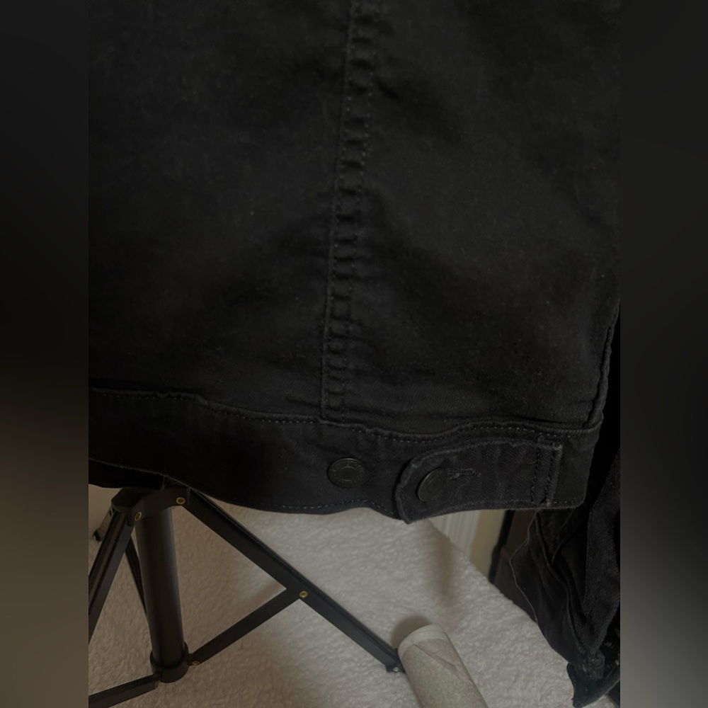 Levi Jacket - image 8